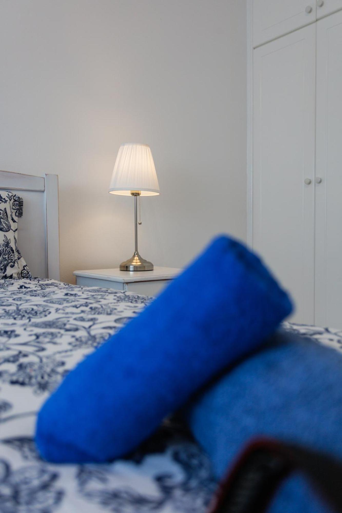 Regina Gardens Lovely Apartment Пафос Екстер'єр фото