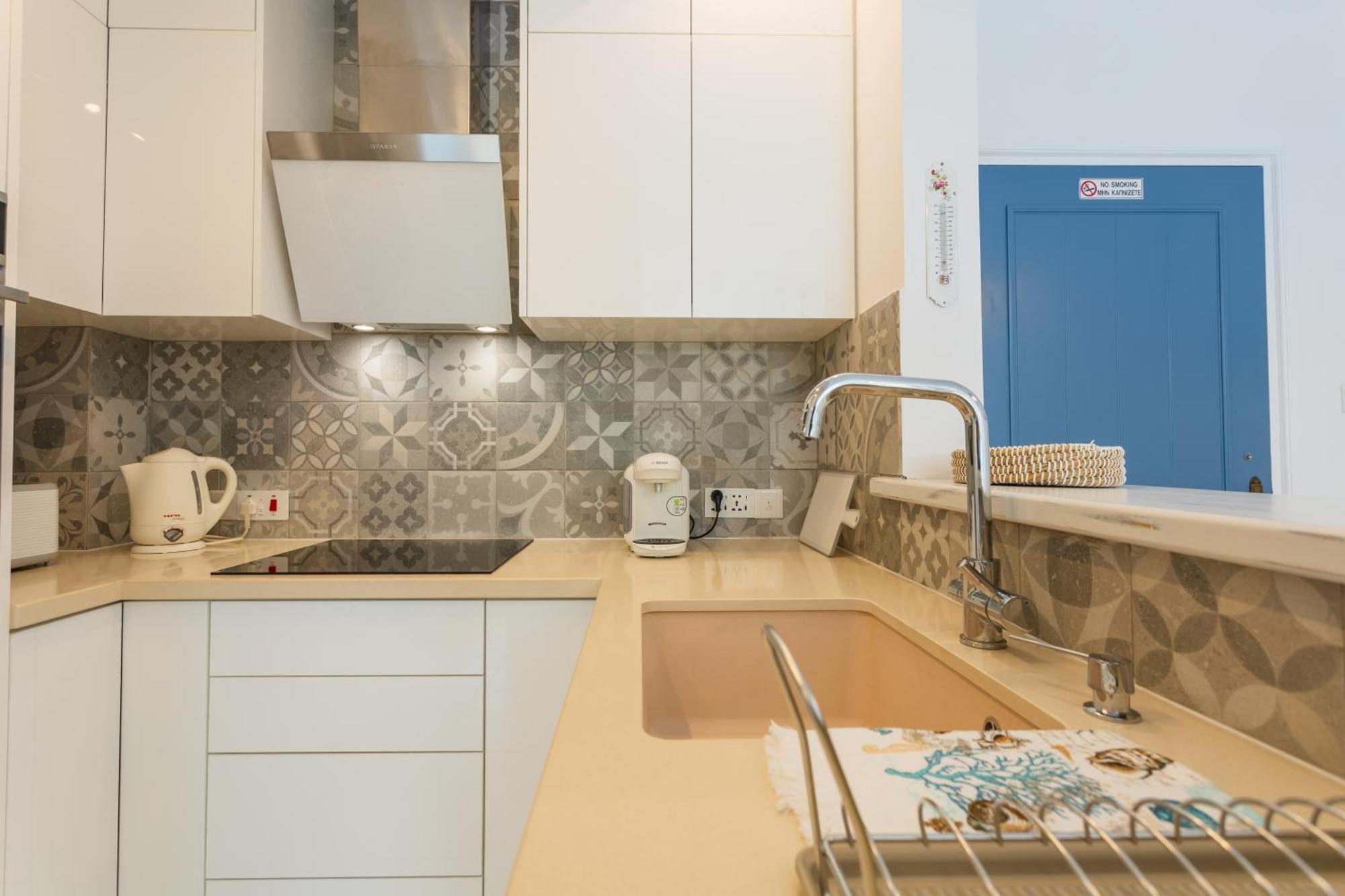 Regina Gardens Lovely Apartment Пафос Екстер'єр фото