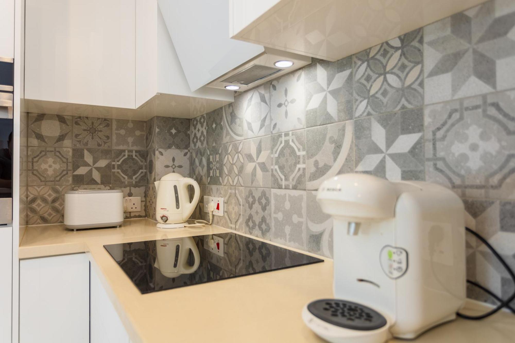 Regina Gardens Lovely Apartment Пафос Екстер'єр фото
