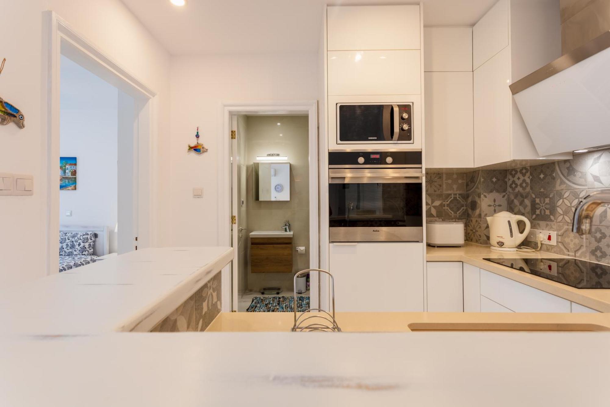 Regina Gardens Lovely Apartment Пафос Екстер'єр фото